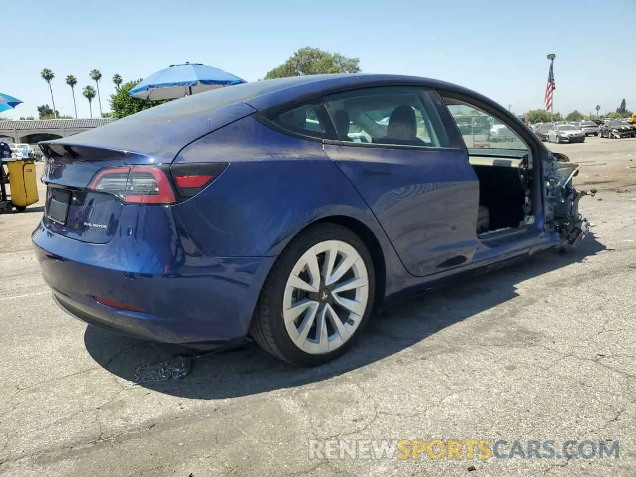 3 fotografías del automóvil dañado 5YJ3E1EB2NF188608 TESLA MODEL 3 2022