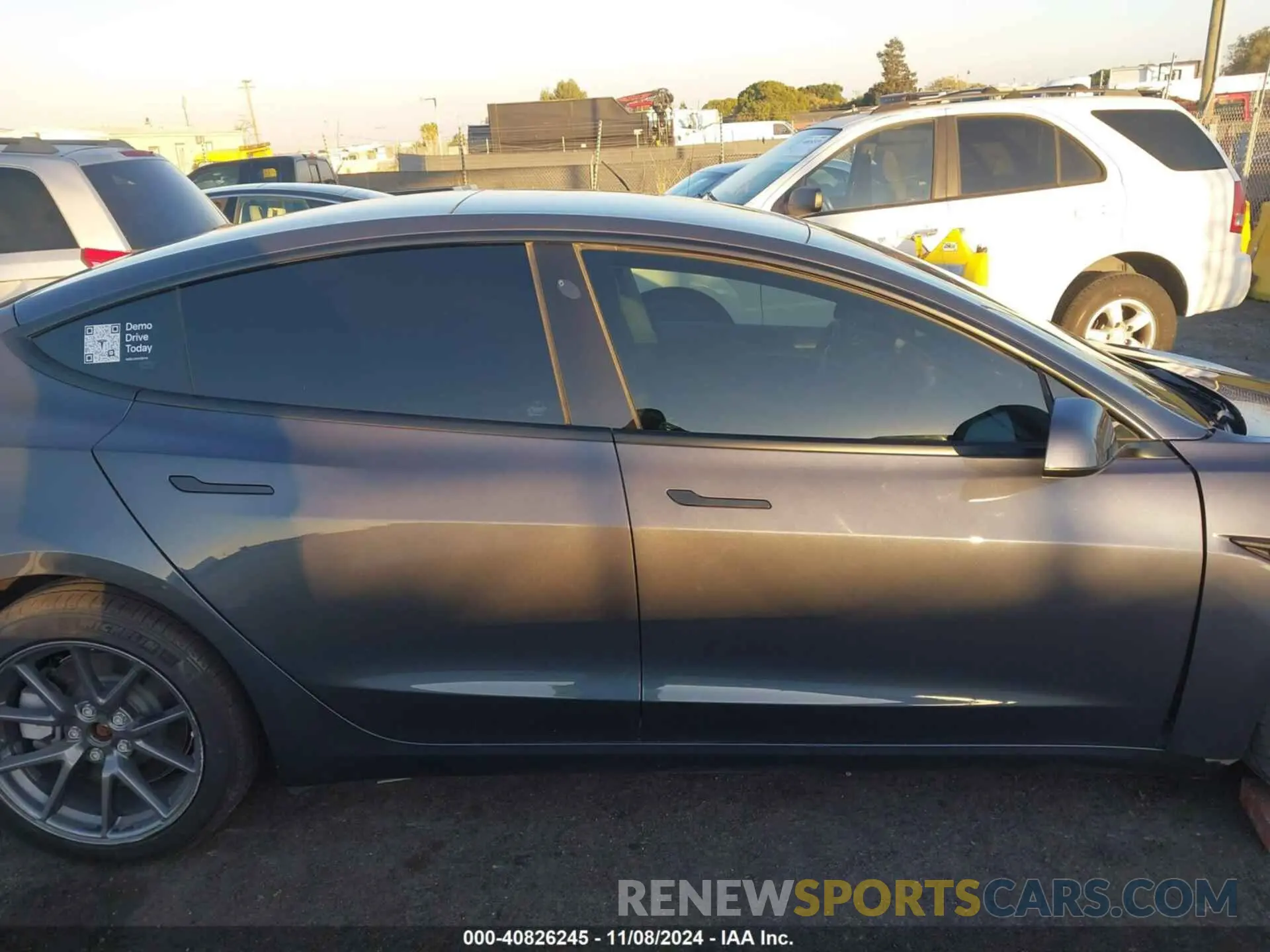 14 fotografías del automóvil dañado 5YJ3E1EB2NF207271 TESLA MODEL 3 2022