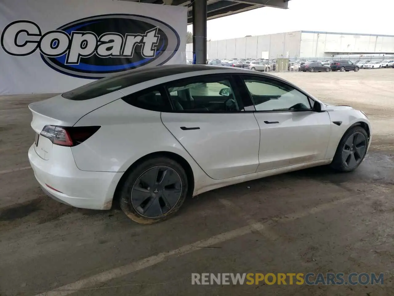 3 fotografías del automóvil dañado 5YJ3E1EB2NF267485 TESLA MODEL 3 2022