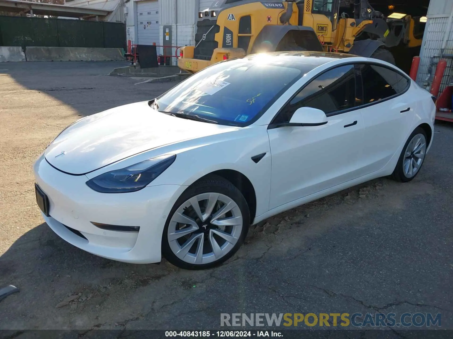 2 fotografías del automóvil dañado 5YJ3E1EB2NF287638 TESLA MODEL 3 2022