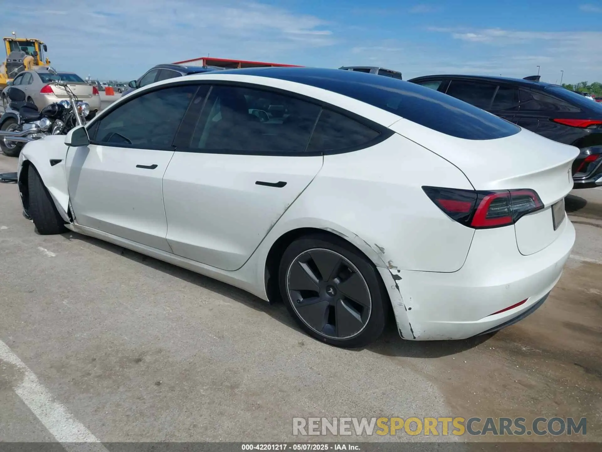 3 fotografías del automóvil dañado 5YJ3E1EB2NF313445 TESLA MODEL 3 2022
