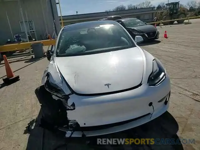 13 fotografías del automóvil dañado 5YJ3E1EB2NF359955 TESLA MODEL 3 2022