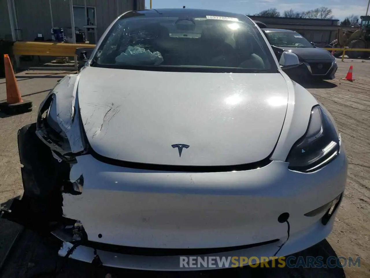5 fotografías del automóvil dañado 5YJ3E1EB2NF359955 TESLA MODEL 3 2022