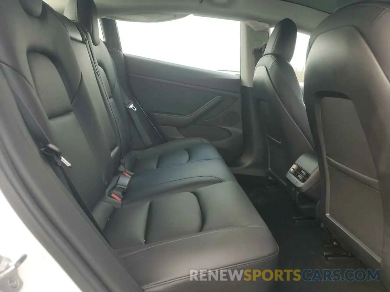 10 fotografías del automóvil dañado 5YJ3E1EB2NF361821 TESLA MODEL 3 2022