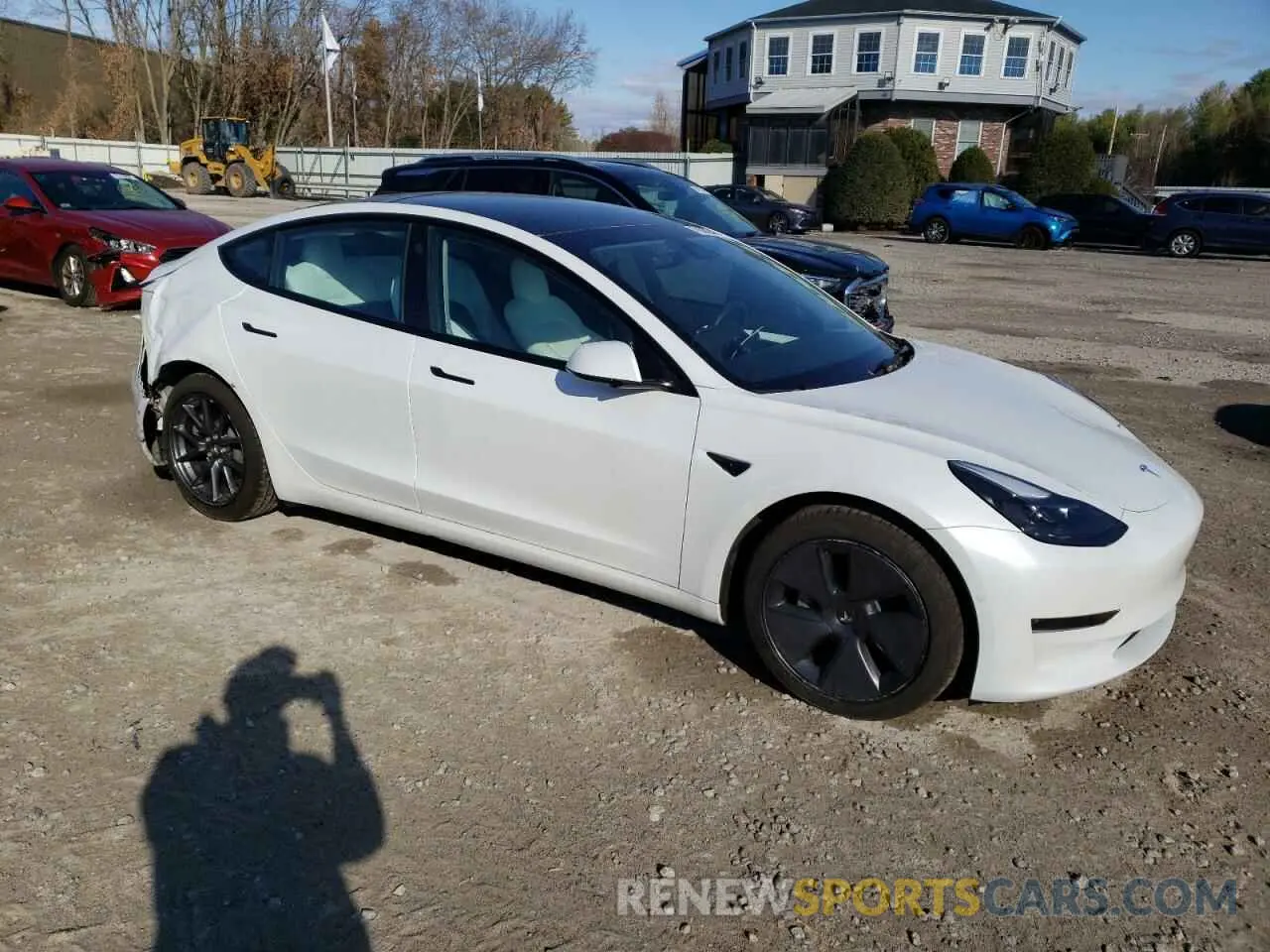 4 fotografías del automóvil dañado 5YJ3E1EB3NF102612 TESLA MODEL 3 2022