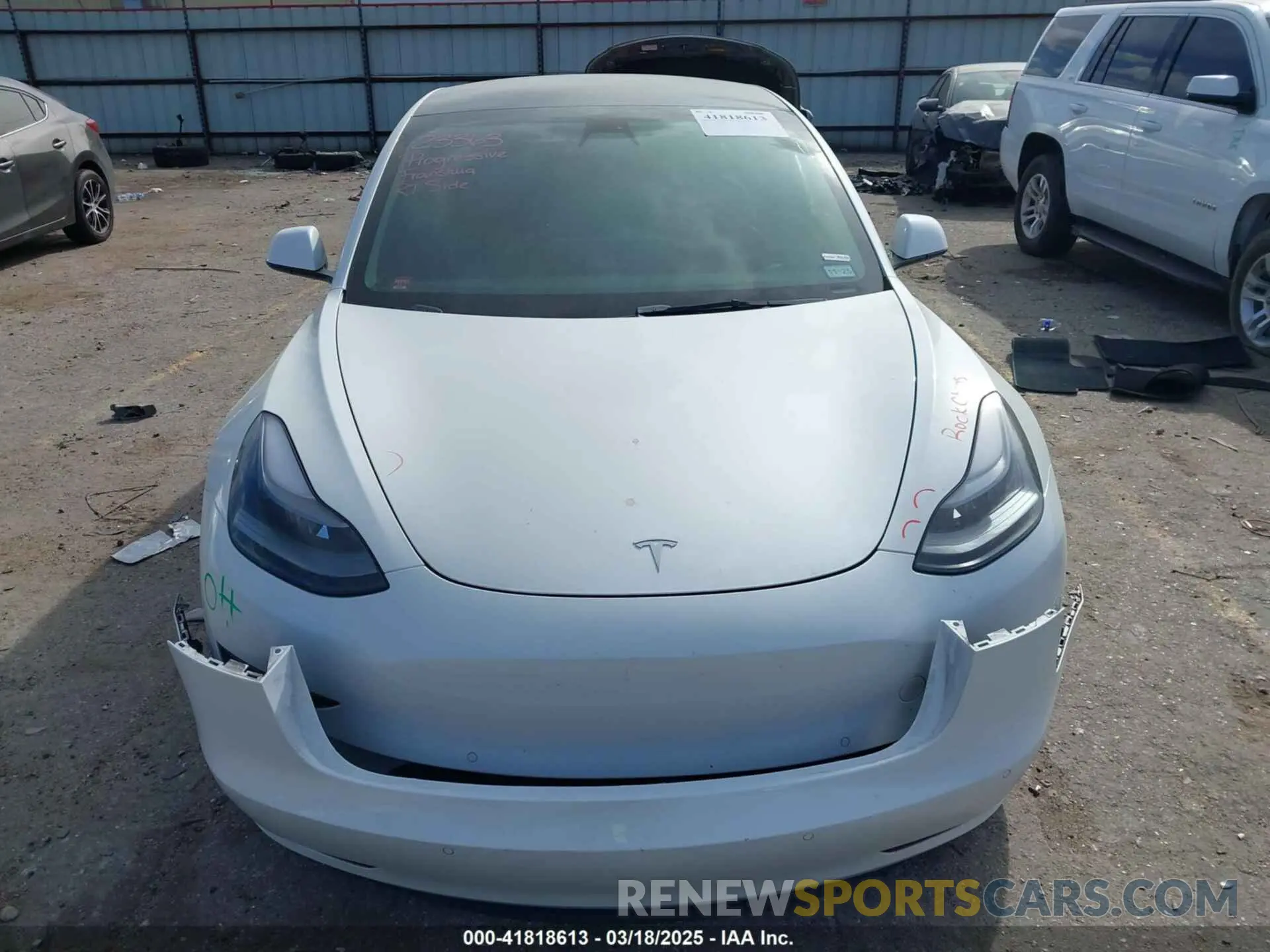 13 fotografías del automóvil dañado 5YJ3E1EB3NF106448 TESLA MODEL 3 2022