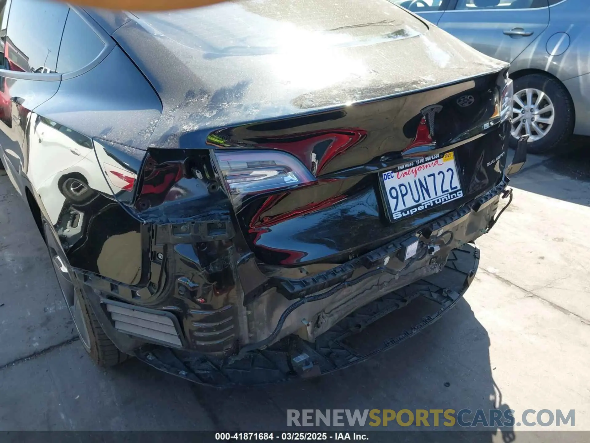12 fotografías del automóvil dañado 5YJ3E1EB3NF133844 TESLA MODEL 3 2022