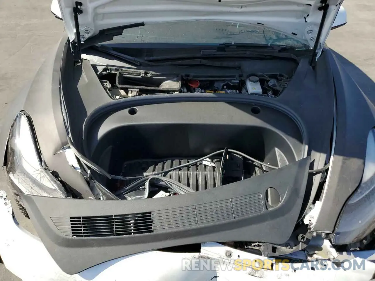 11 fotografías del automóvil dañado 5YJ3E1EB3NF143581 TESLA MODEL 3 2022