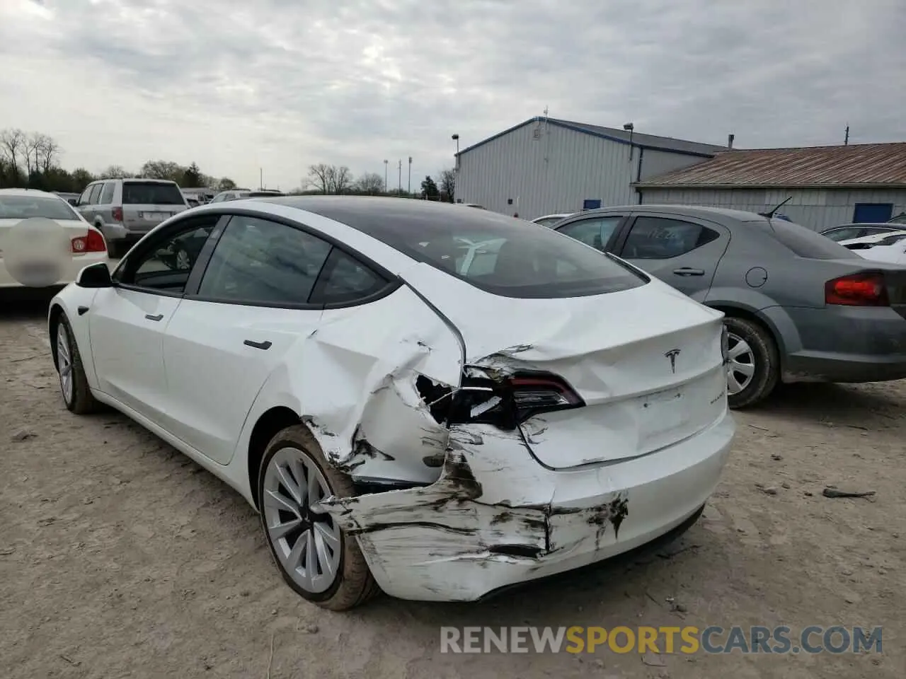 9 fotografías del automóvil dañado 5YJ3E1EB3NF181621 TESLA MODEL 3 2022
