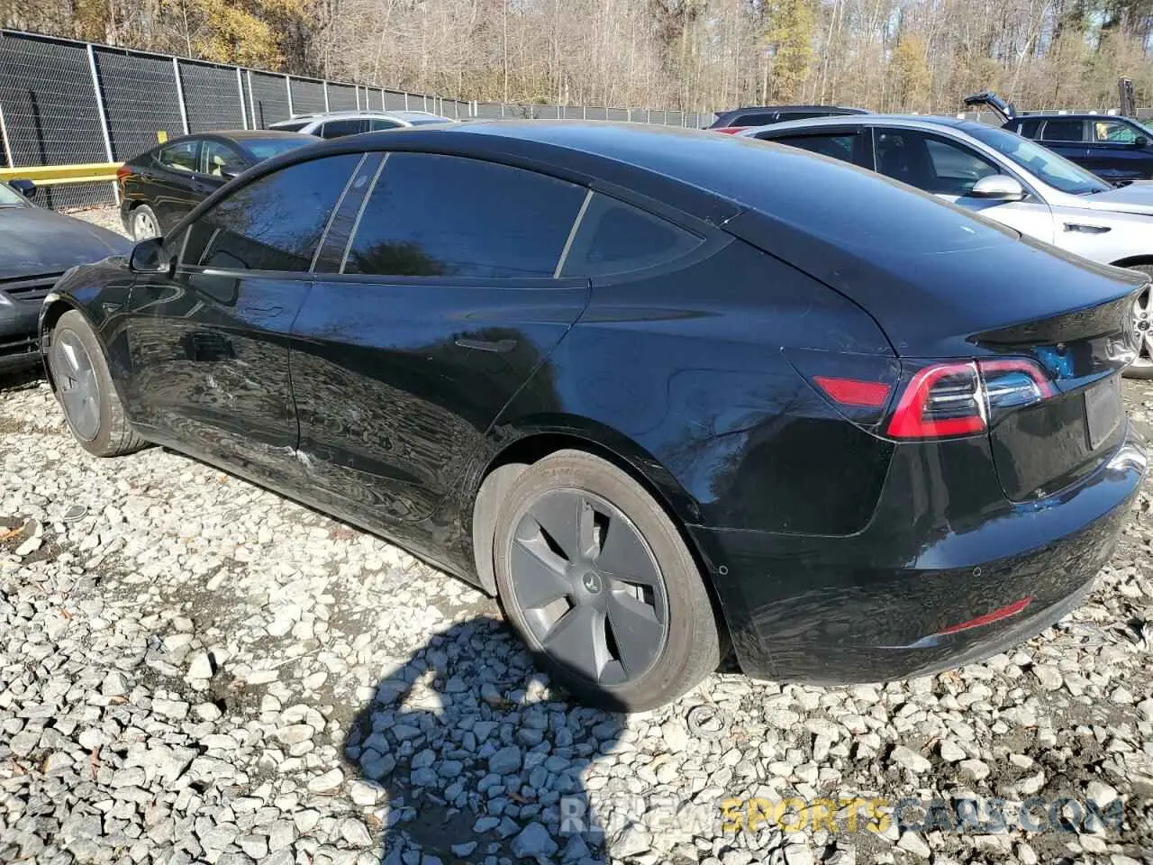 2 fotografías del automóvil dañado 5YJ3E1EB3NF183336 TESLA MODEL 3 2022