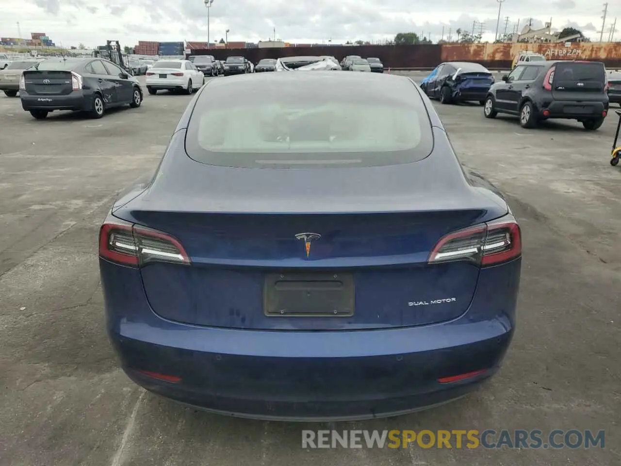 6 fotografías del automóvil dañado 5YJ3E1EB3NF195681 TESLA MODEL 3 2022