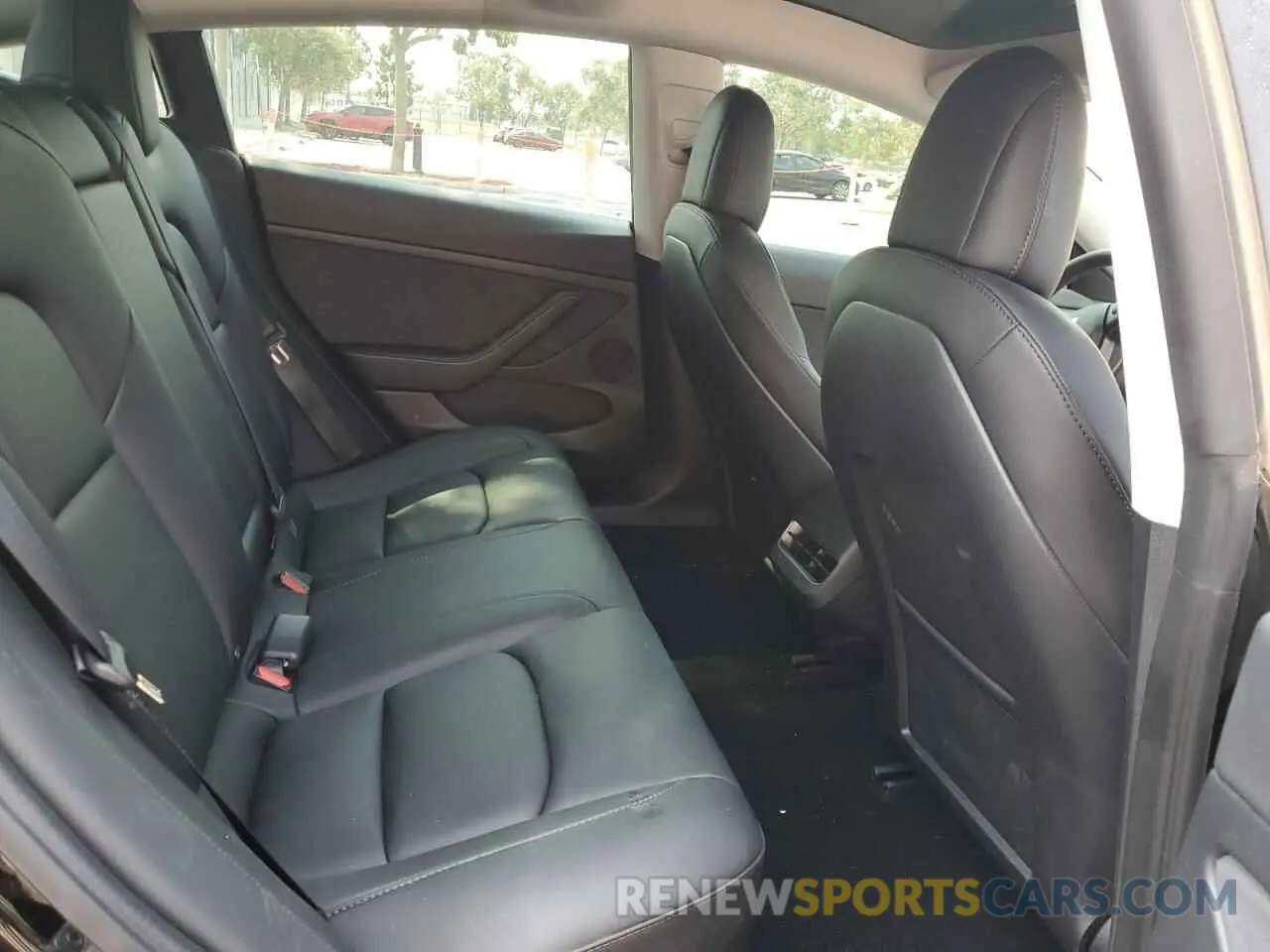 6 fotografías del automóvil dañado 5YJ3E1EB3NF233636 TESLA MODEL 3 2022