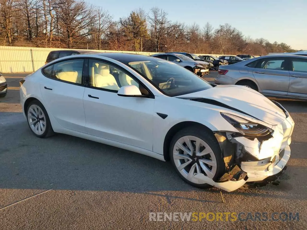 4 fotografías del automóvil dañado 5YJ3E1EB3NF238271 TESLA MODEL 3 2022
