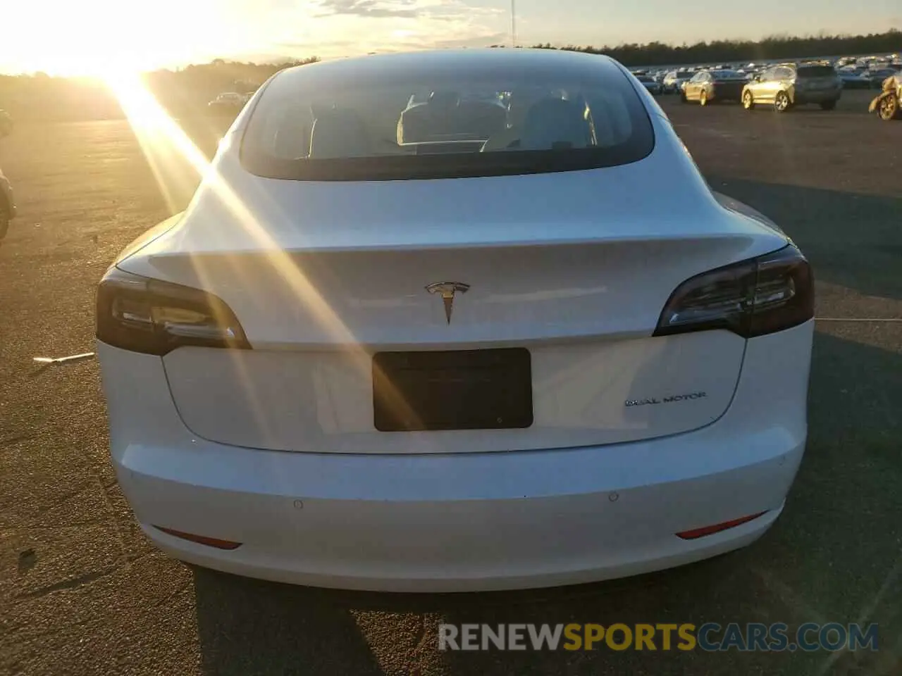 6 fotografías del automóvil dañado 5YJ3E1EB3NF238271 TESLA MODEL 3 2022