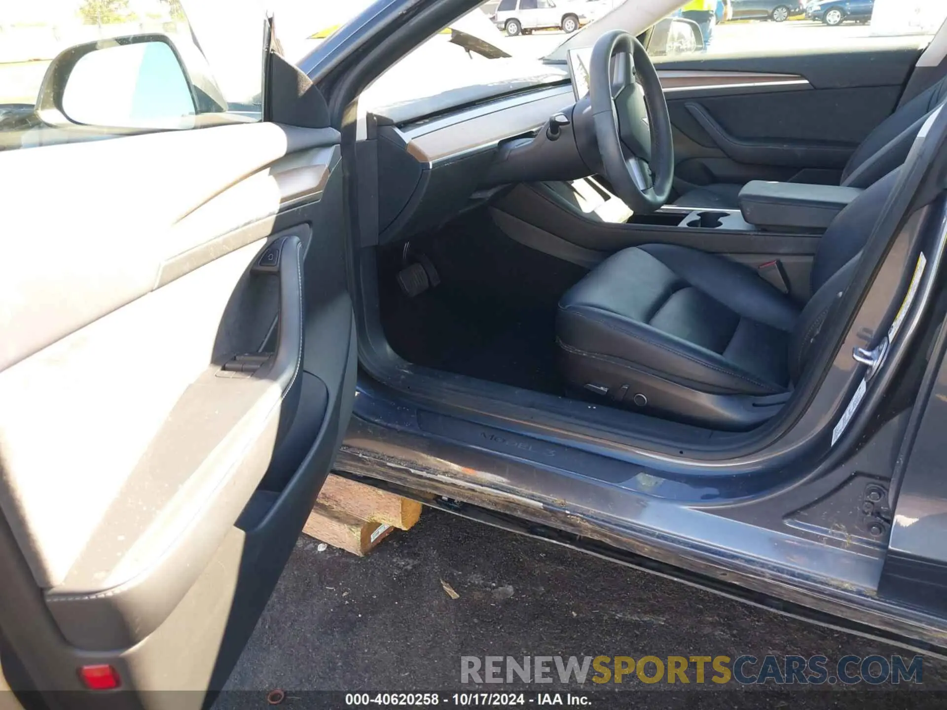 5 fotografías del automóvil dañado 5YJ3E1EB3NF249769 TESLA MODEL 3 2022