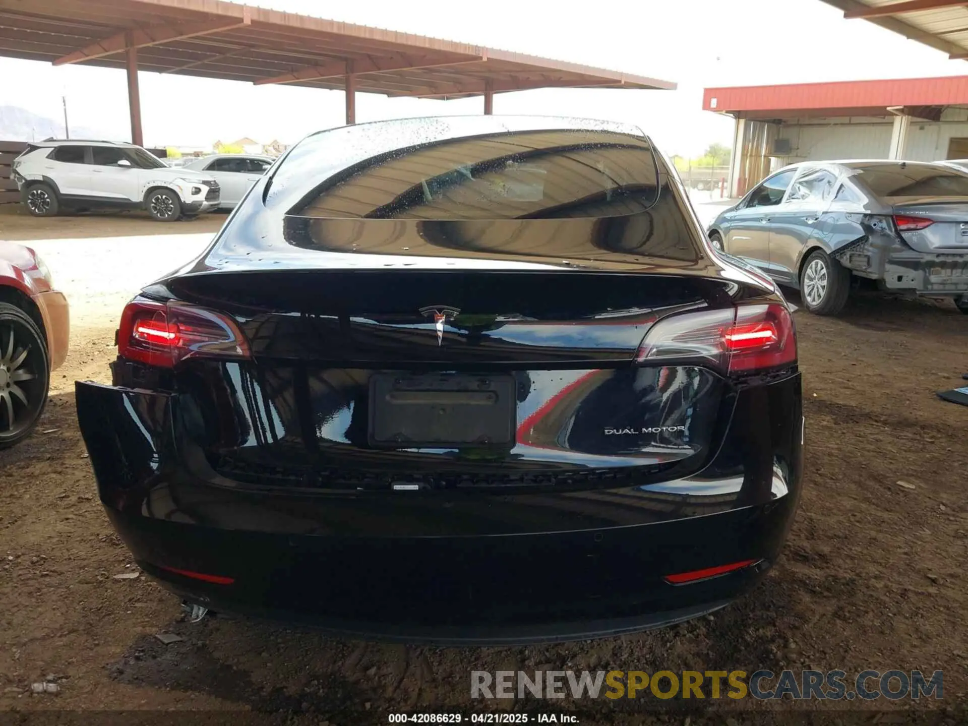15 fotografías del automóvil dañado 5YJ3E1EB3NF257077 TESLA MODEL 3 2022