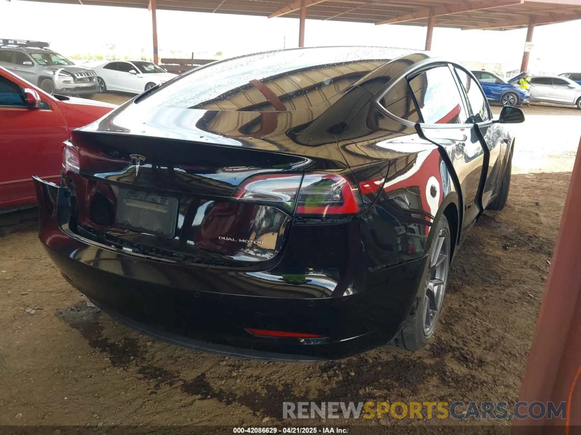 4 fotografías del automóvil dañado 5YJ3E1EB3NF257077 TESLA MODEL 3 2022