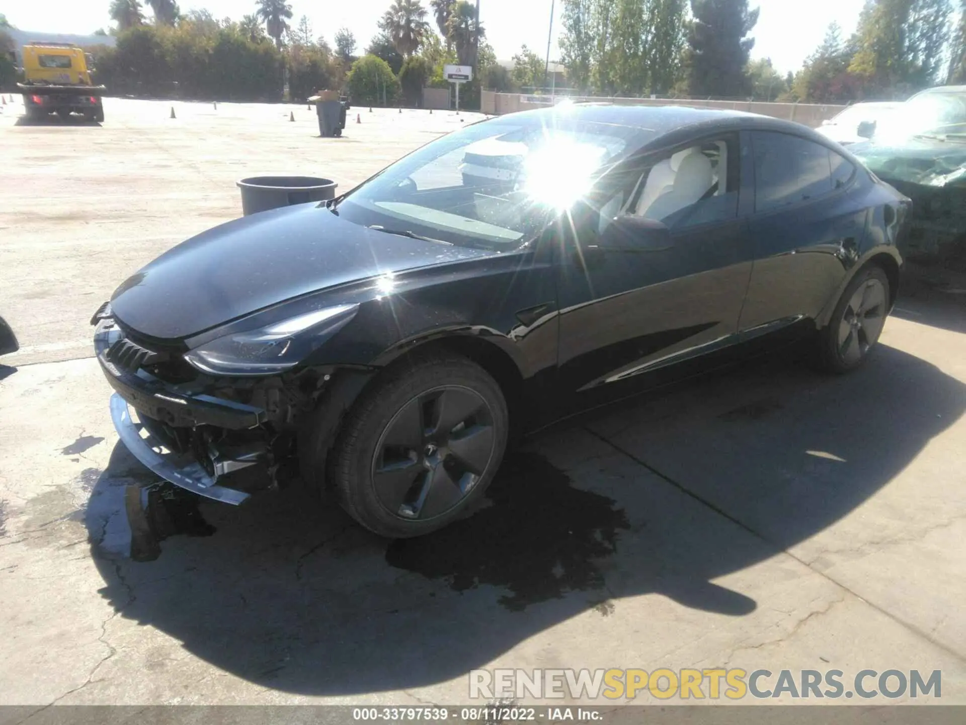 2 fotografías del automóvil dañado 5YJ3E1EB3NF293688 TESLA MODEL 3 2022