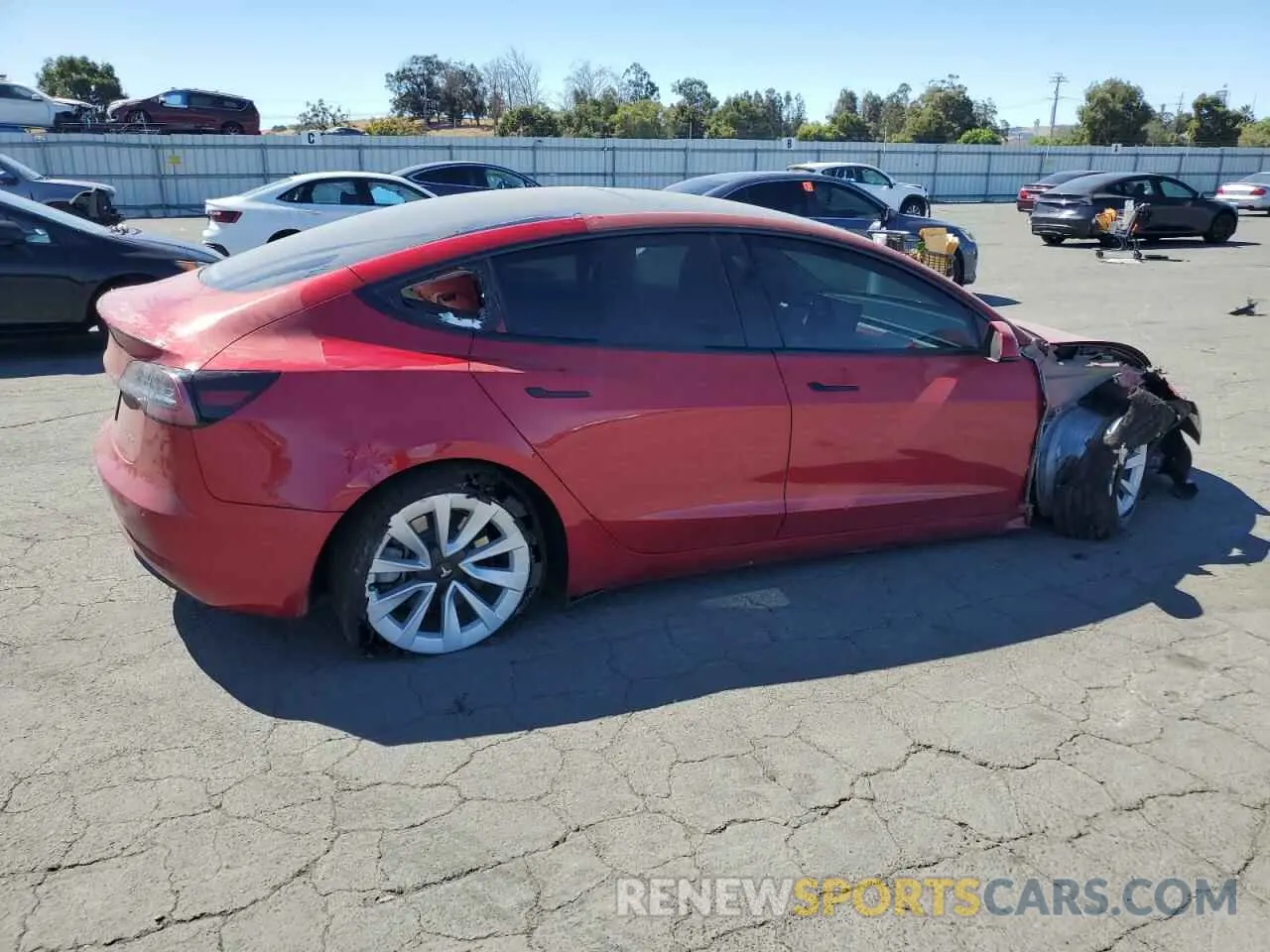 3 fotografías del automóvil dañado 5YJ3E1EB3NF295697 TESLA MODEL 3 2022