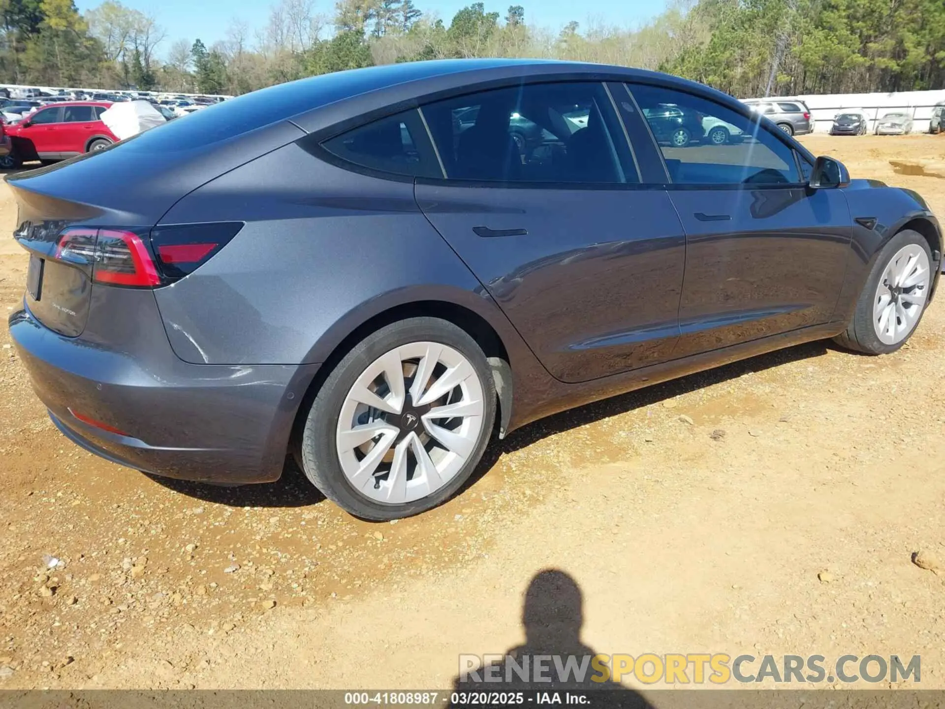 4 fotografías del automóvil dañado 5YJ3E1EB3NF309632 TESLA MODEL 3 2022
