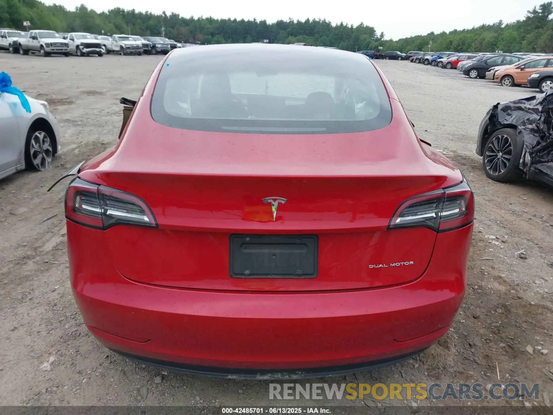 15 fotografías del automóvil dañado 5YJ3E1EB3NF324681 TESLA MODEL 3 2022