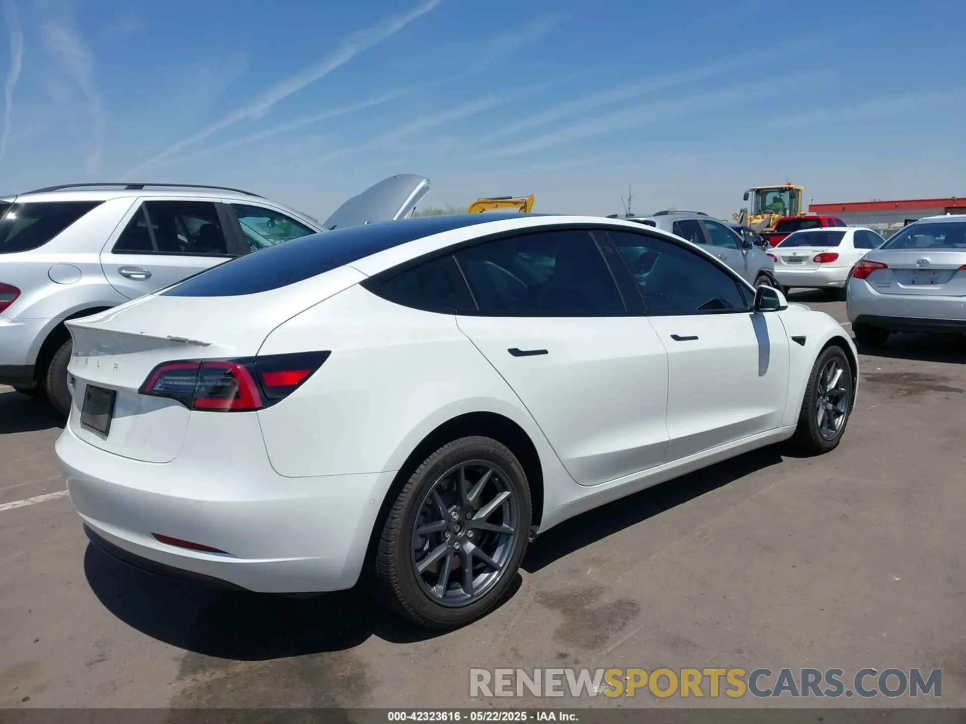 4 fotografías del automóvil dañado 5YJ3E1EB3NF348267 TESLA MODEL 3 2022