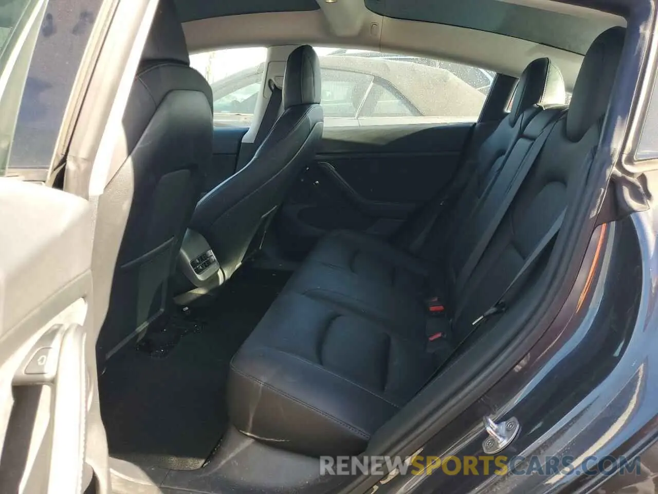 10 fotografías del automóvil dañado 5YJ3E1EB4NF108676 TESLA MODEL 3 2022