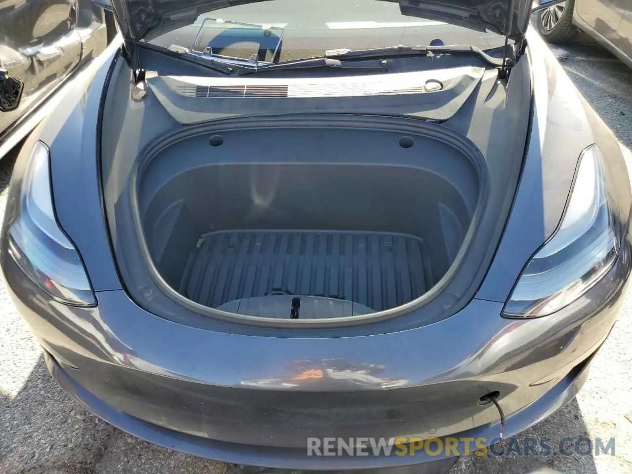 11 fotografías del automóvil dañado 5YJ3E1EB4NF108676 TESLA MODEL 3 2022