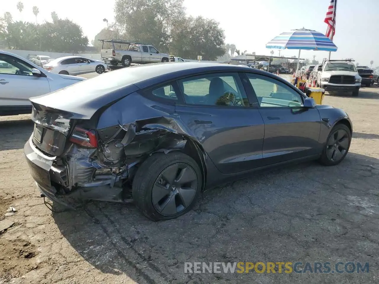 3 fotografías del automóvil dañado 5YJ3E1EB4NF108676 TESLA MODEL 3 2022