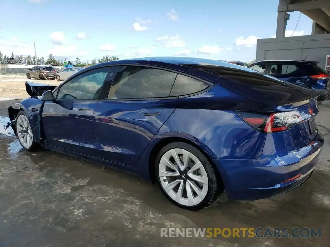 2 fotografías del automóvil dañado 5YJ3E1EB4NF114686 TESLA MODEL 3 2022