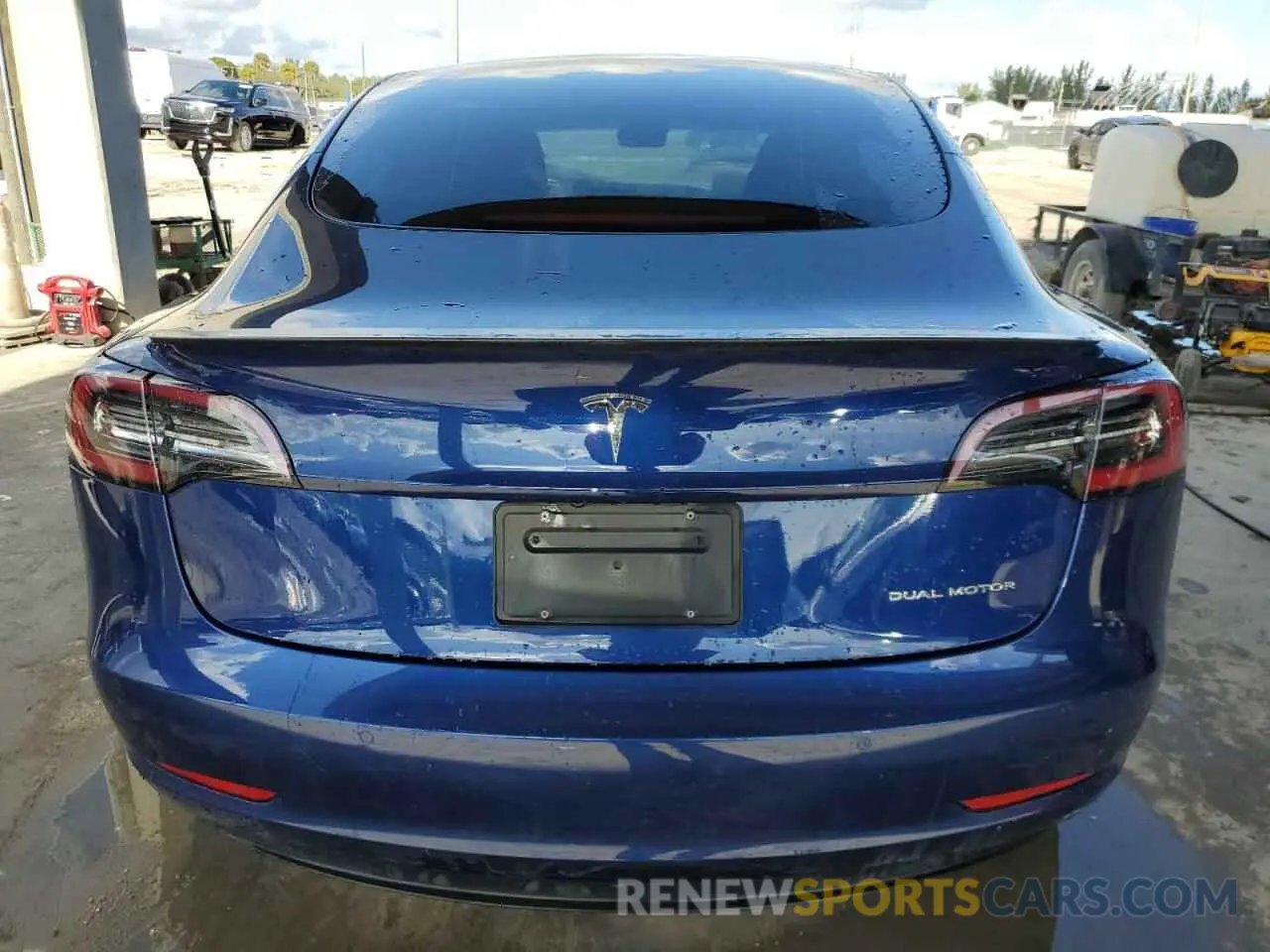 6 fotografías del automóvil dañado 5YJ3E1EB4NF114686 TESLA MODEL 3 2022
