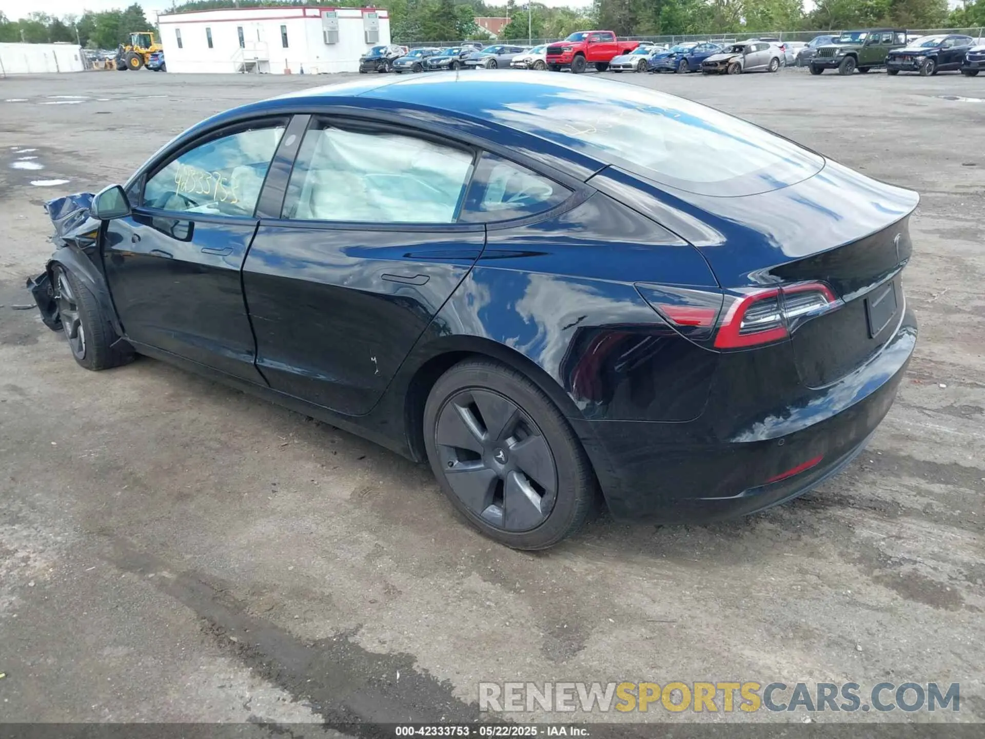 3 fotografías del automóvil dañado 5YJ3E1EB4NF120875 TESLA MODEL 3 2022