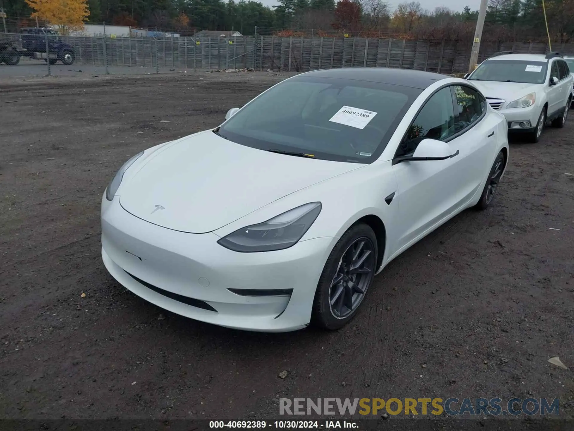 2 fotografías del automóvil dañado 5YJ3E1EB4NF152435 TESLA MODEL 3 2022