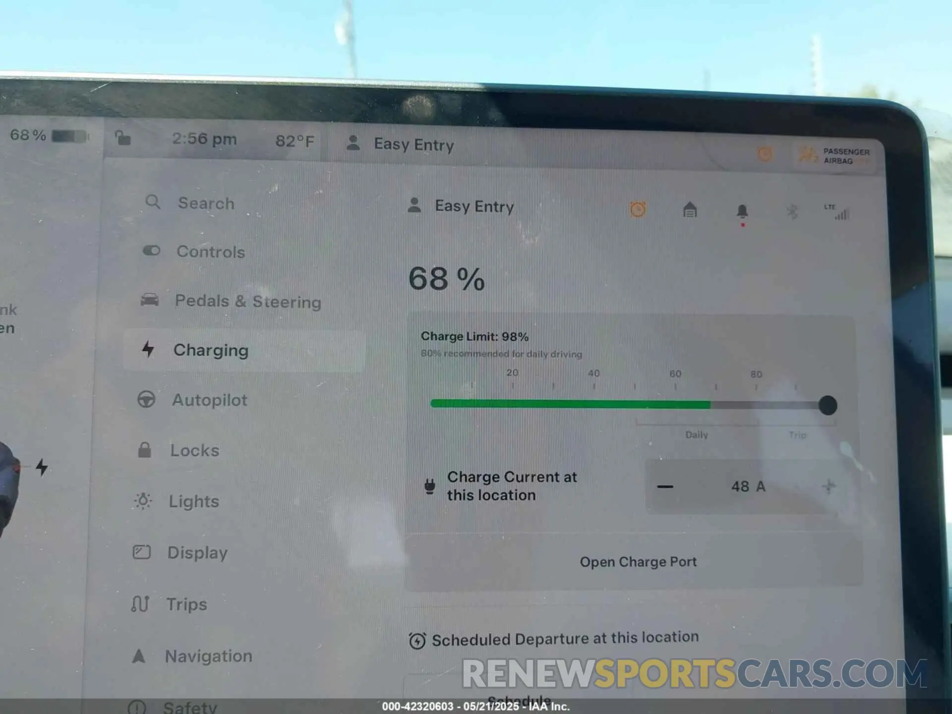 17 fotografías del automóvil dañado 5YJ3E1EB4NF169400 TESLA MODEL 3 2022