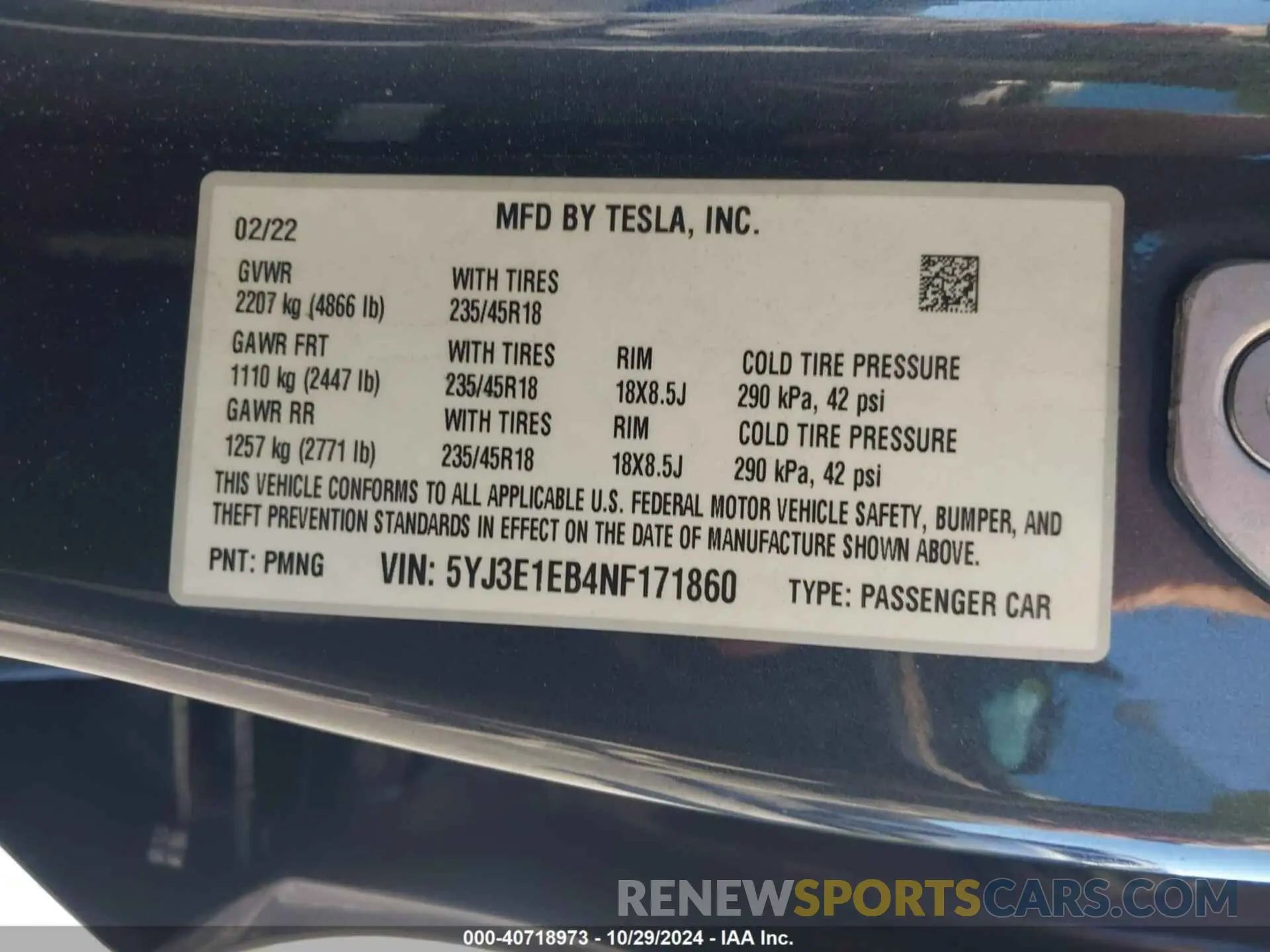 9 fotografías del automóvil dañado 5YJ3E1EB4NF171860 TESLA MODEL 3 2022