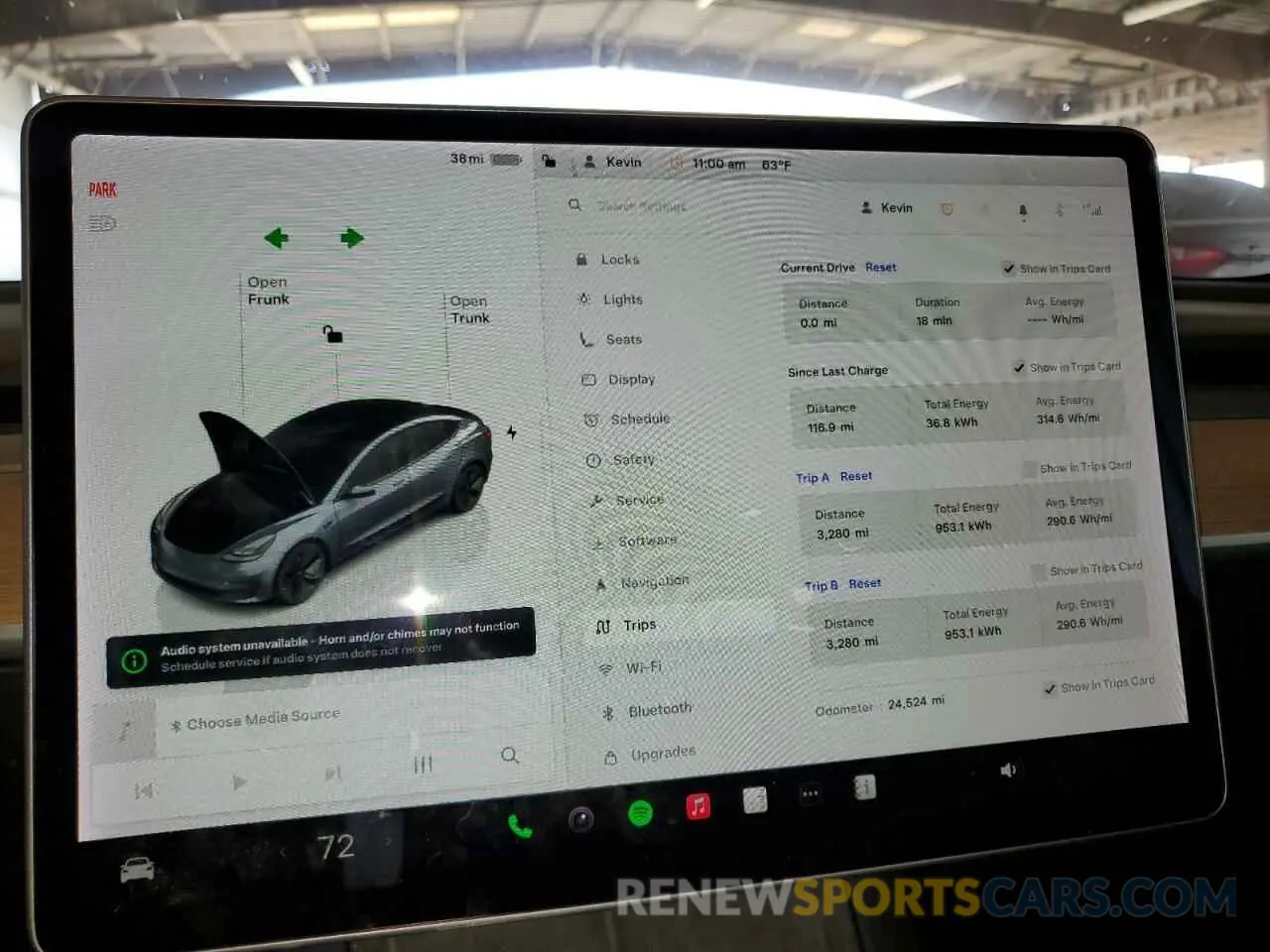 9 fotografías del automóvil dañado 5YJ3E1EB4NF176427 TESLA MODEL 3 2022