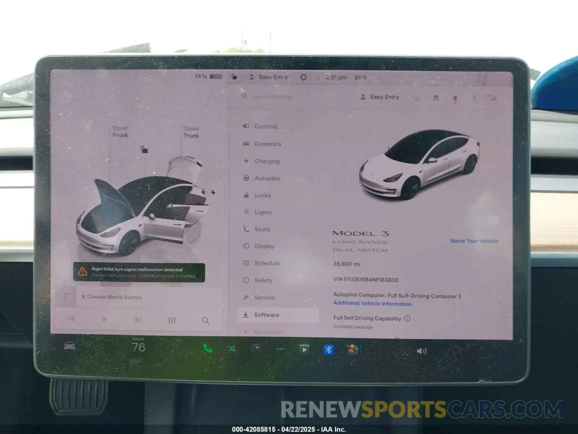 18 fotografías del automóvil dañado 5YJ3E1EB4NF183832 TESLA MODEL 3 2022