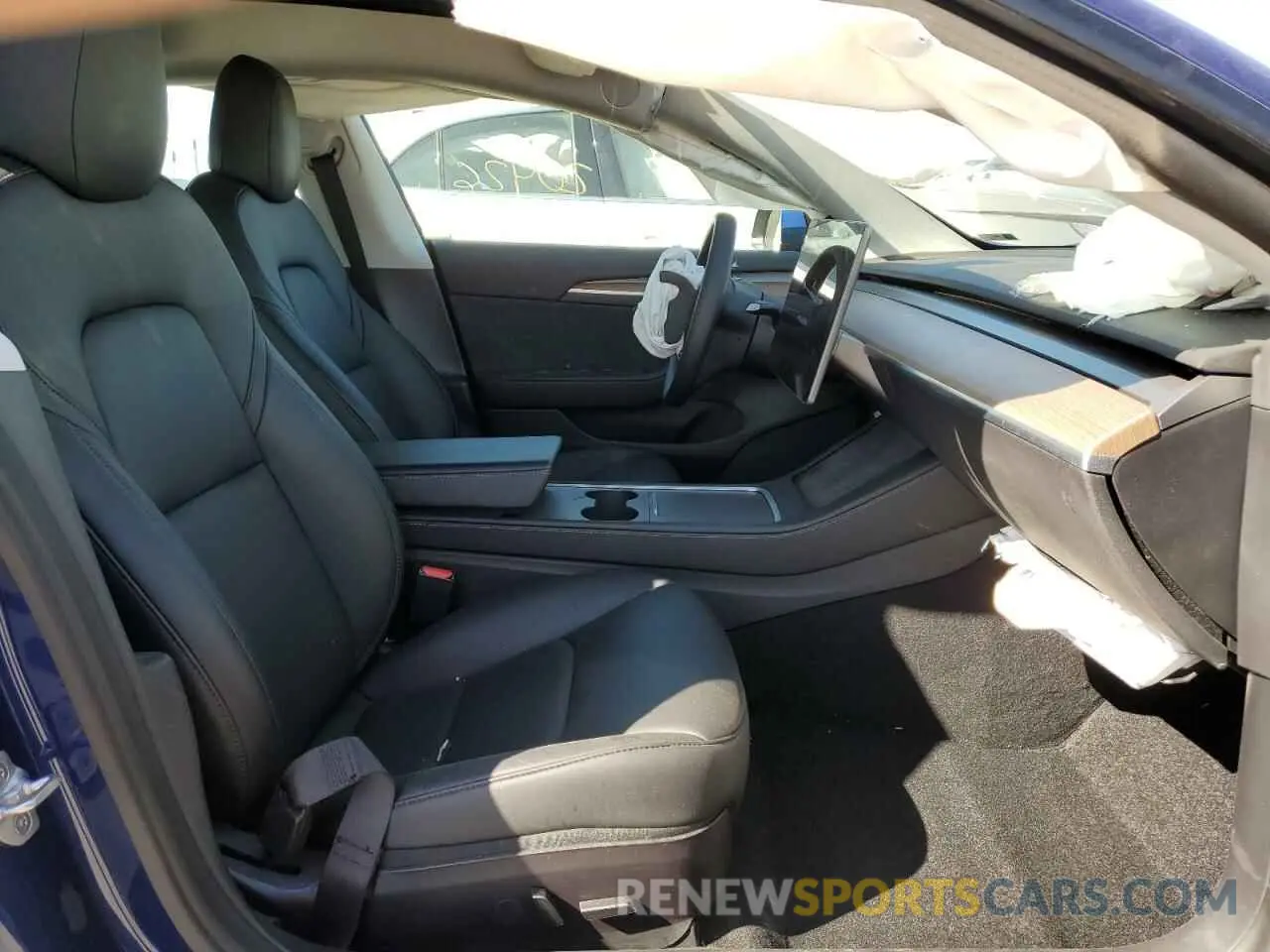 5 fotografías del automóvil dañado 5YJ3E1EB4NF185631 TESLA MODEL 3 2022