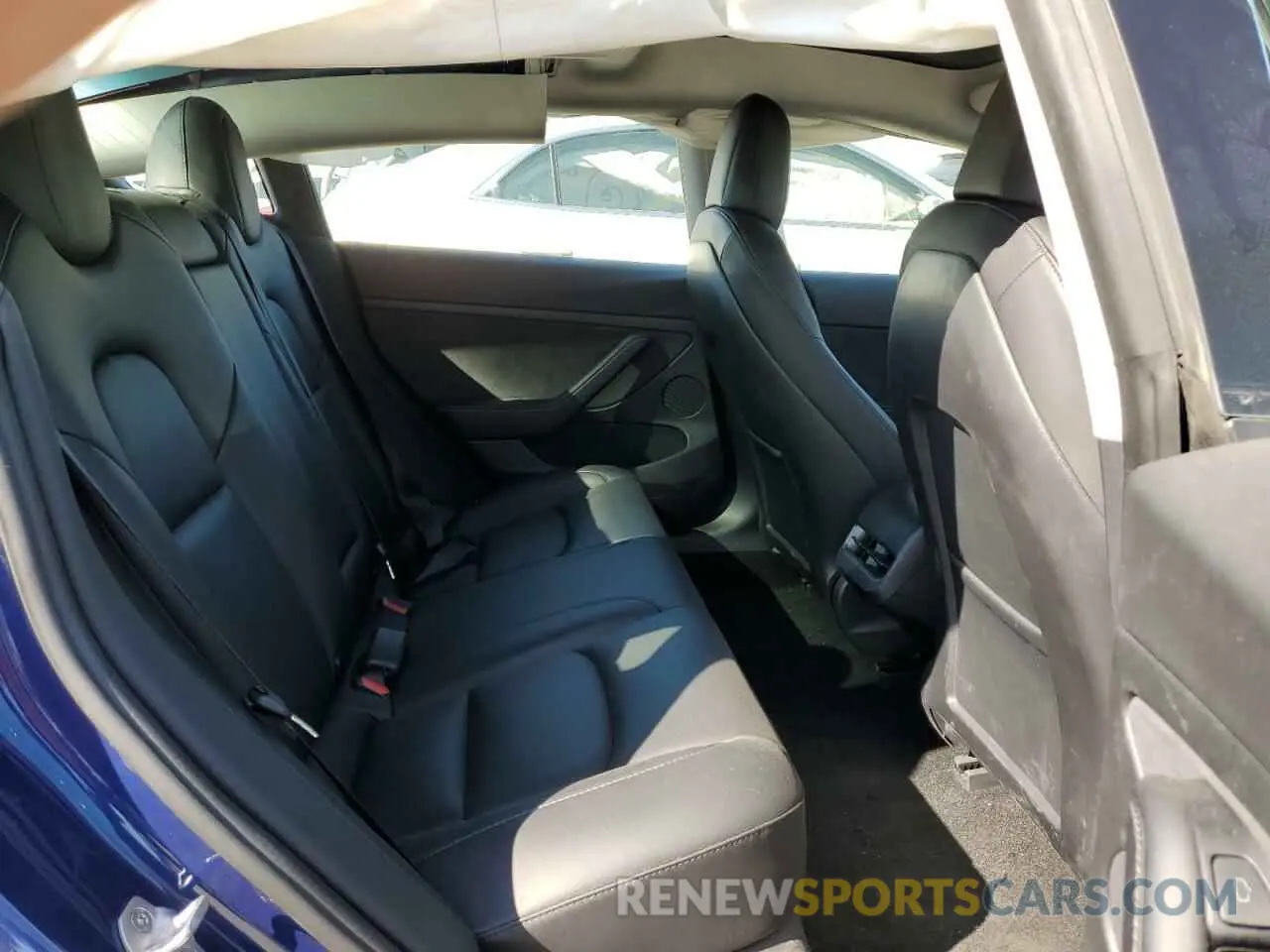 6 fotografías del automóvil dañado 5YJ3E1EB4NF185631 TESLA MODEL 3 2022