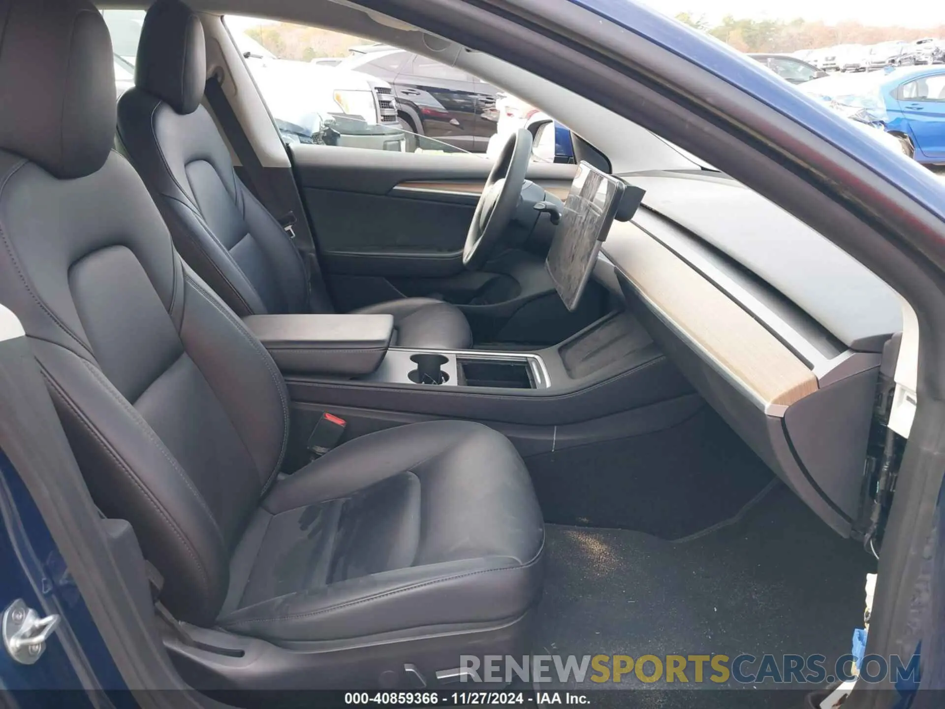 5 fotografías del automóvil dañado 5YJ3E1EB4NF197861 TESLA MODEL 3 2022