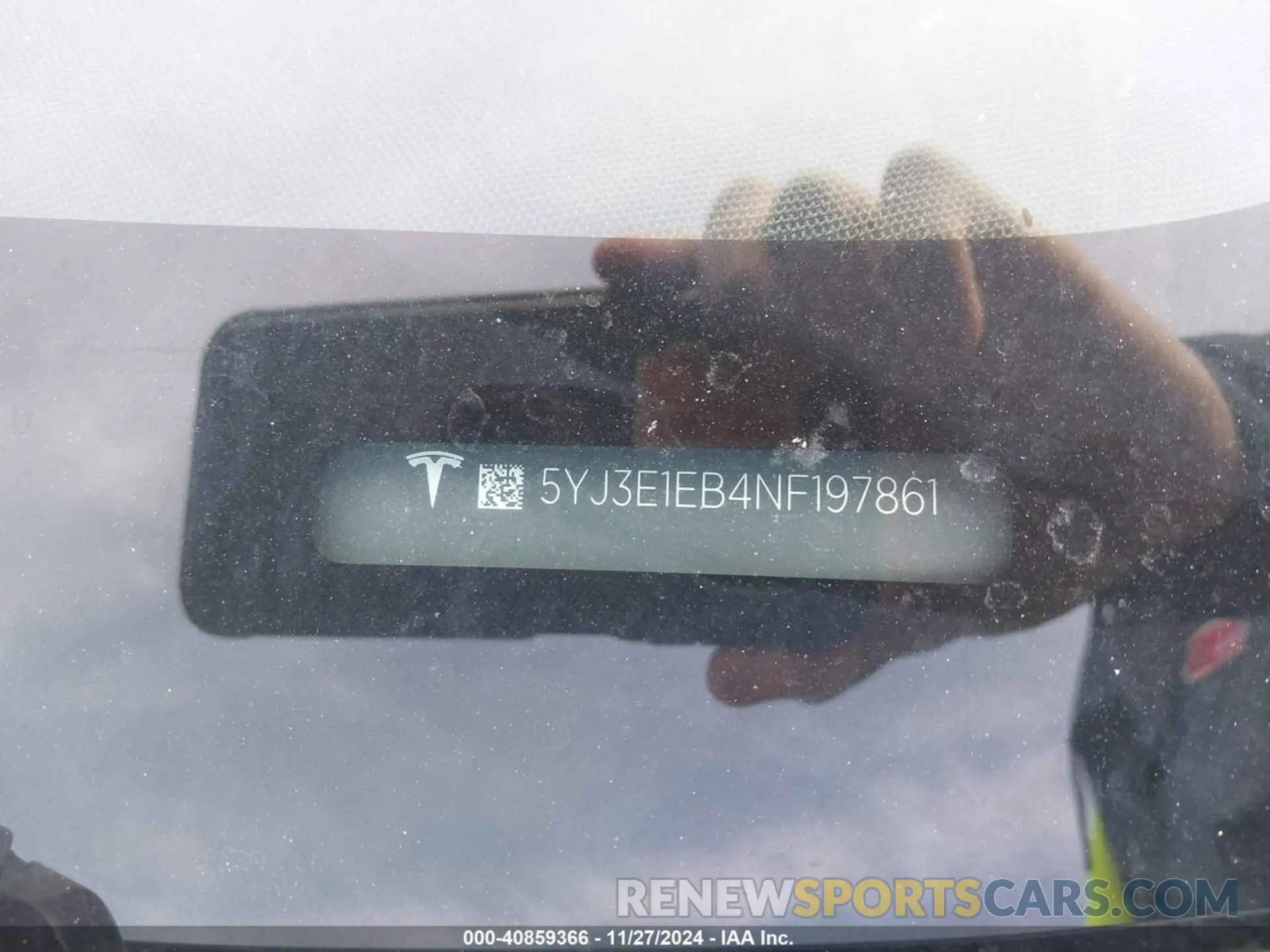 9 fotografías del automóvil dañado 5YJ3E1EB4NF197861 TESLA MODEL 3 2022