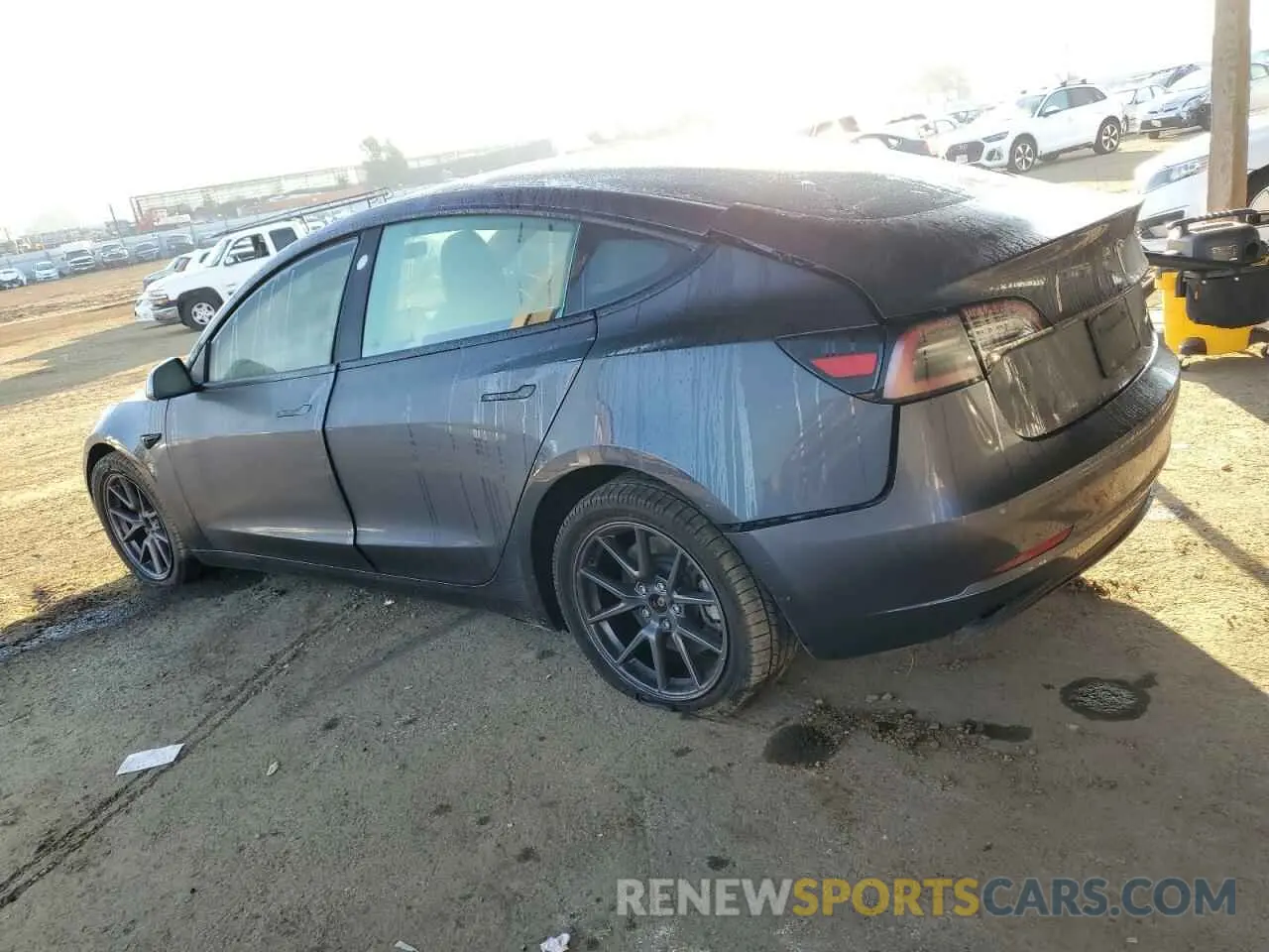 2 fotografías del automóvil dañado 5YJ3E1EB4NF207241 TESLA MODEL 3 2022
