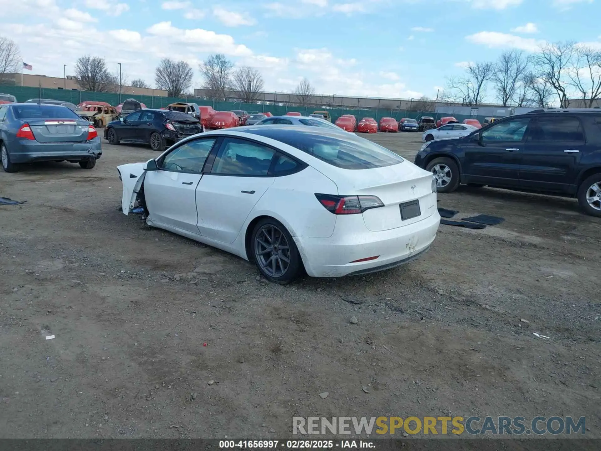3 fotografías del automóvil dañado 5YJ3E1EB4NF250056 TESLA MODEL 3 2022