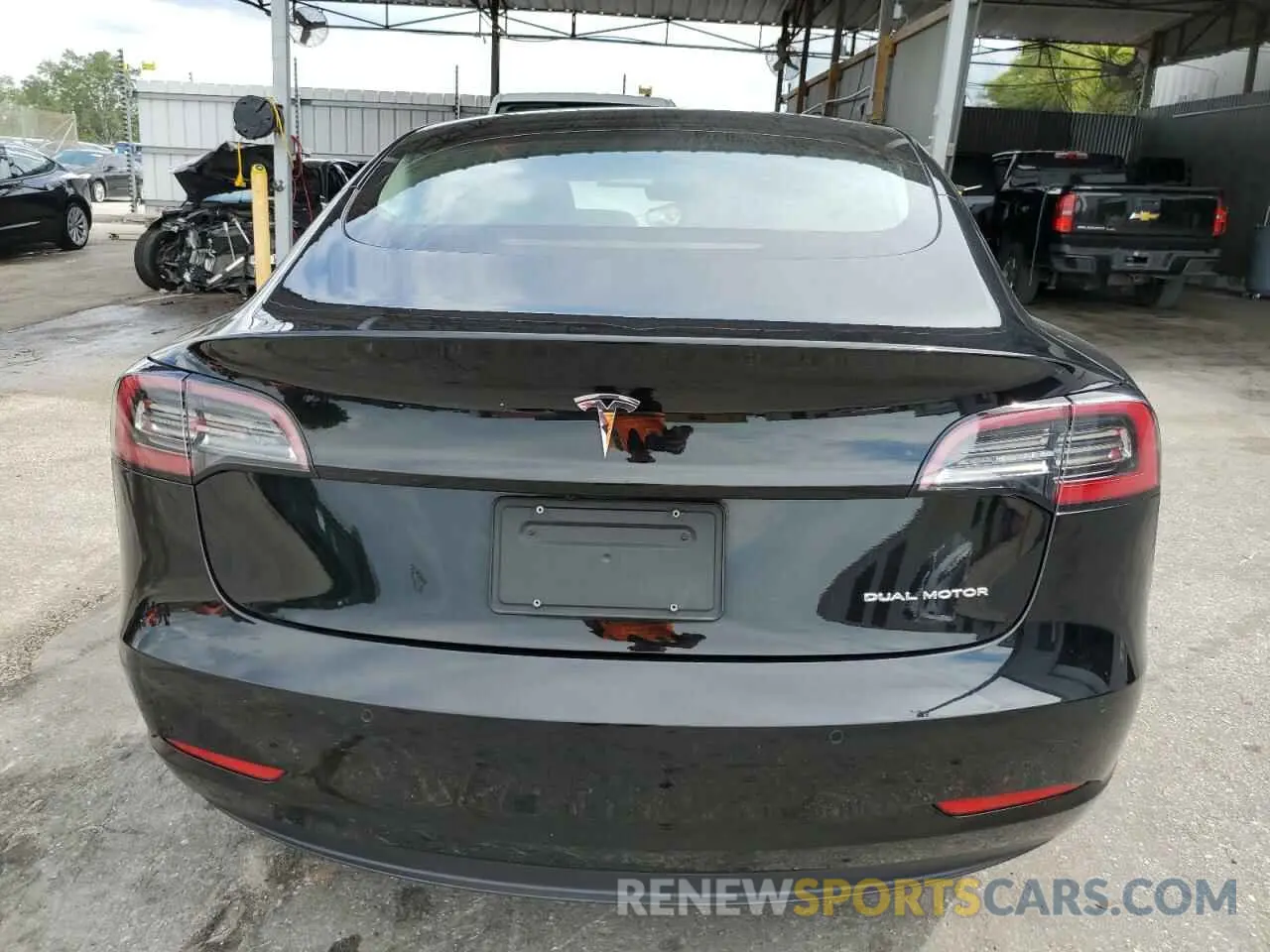 6 fotografías del automóvil dañado 5YJ3E1EB4NF286040 TESLA MODEL 3 2022