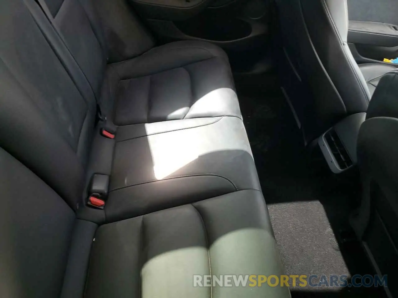 10 fotografías del automóvil dañado 5YJ3E1EB4NF317528 TESLA MODEL 3 2022
