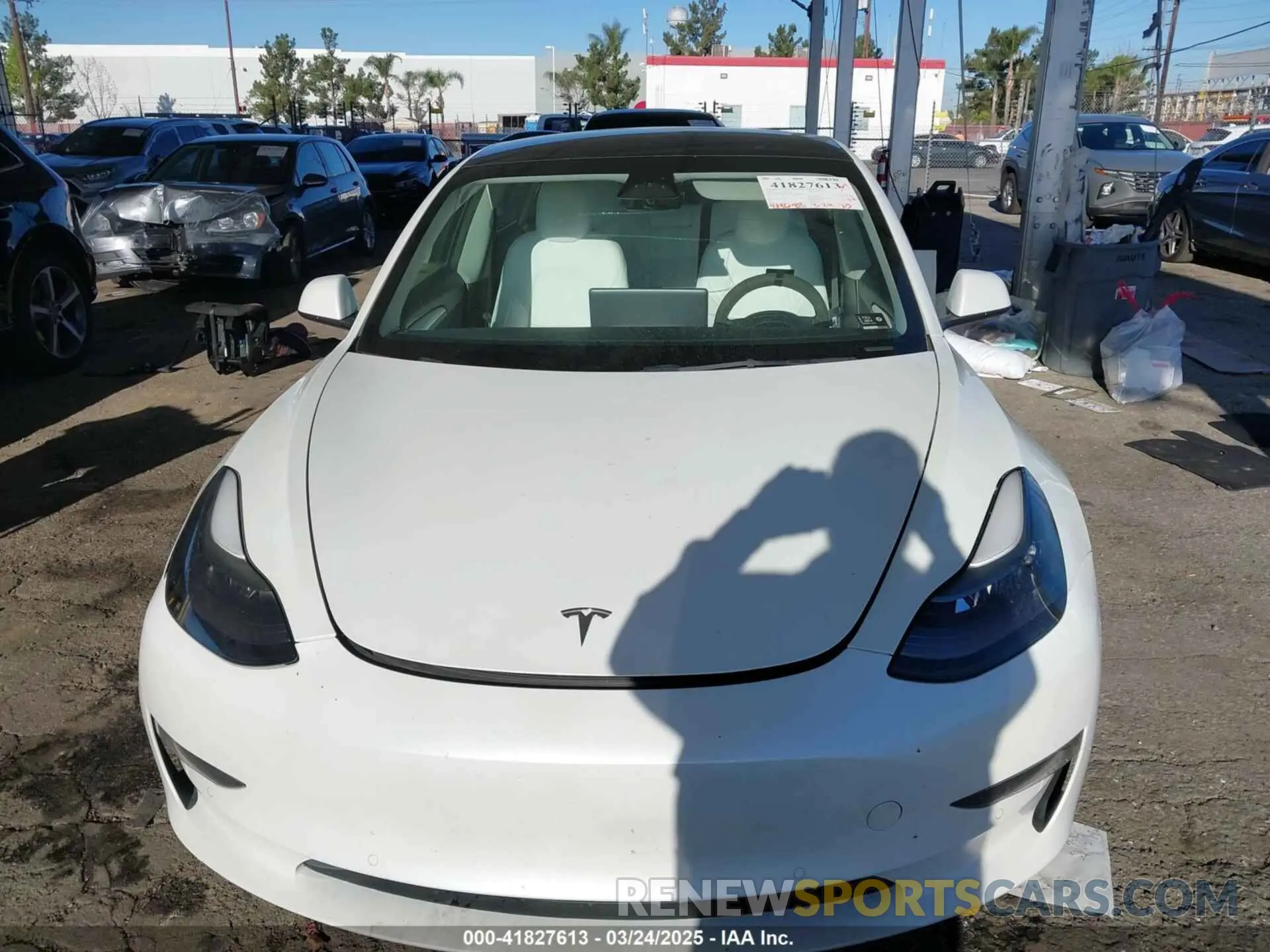 12 fotografías del automóvil dañado 5YJ3E1EB4NF331218 TESLA MODEL 3 2022