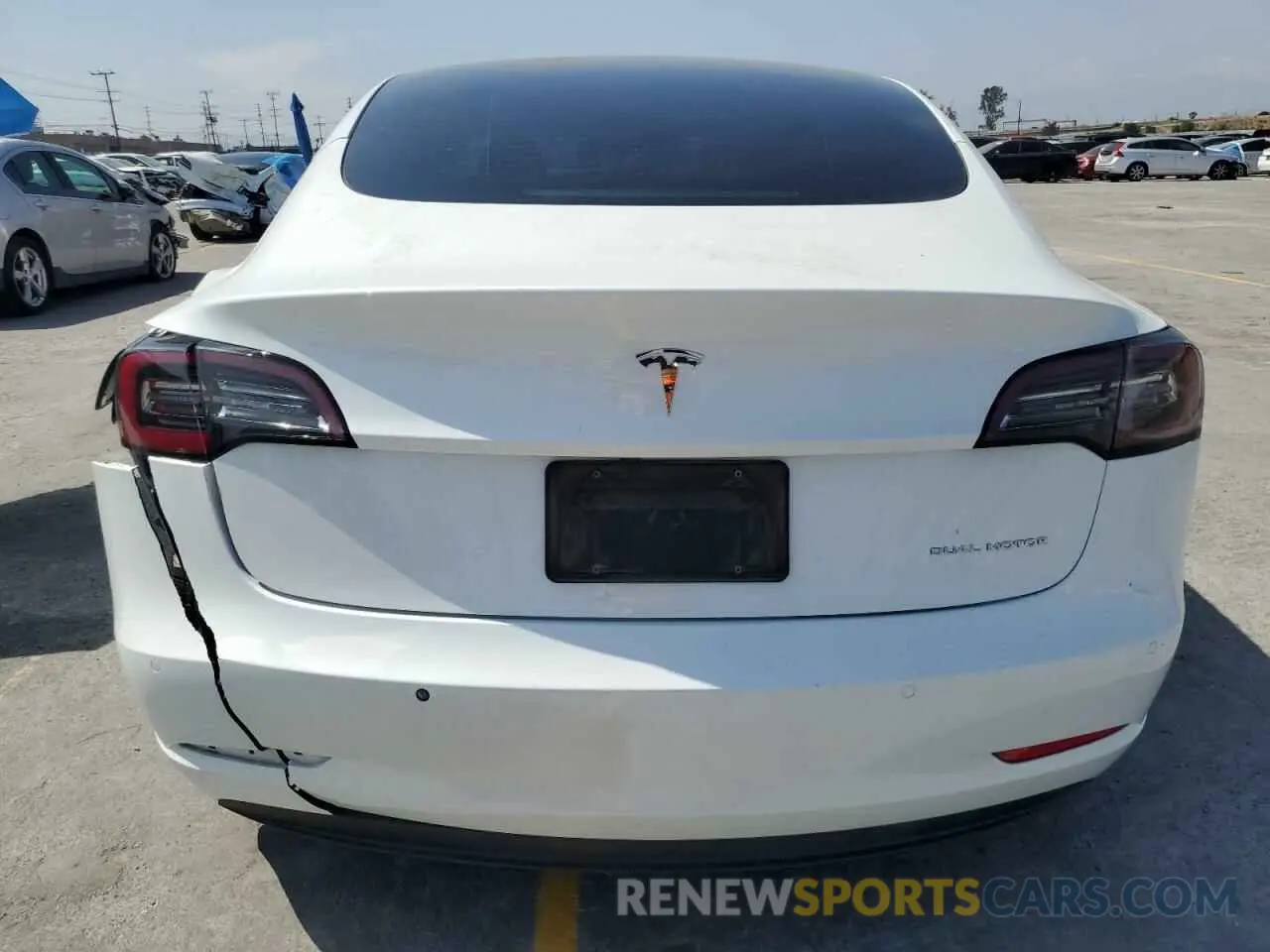 6 fotografías del automóvil dañado 5YJ3E1EB4NF332403 TESLA MODEL 3 2022