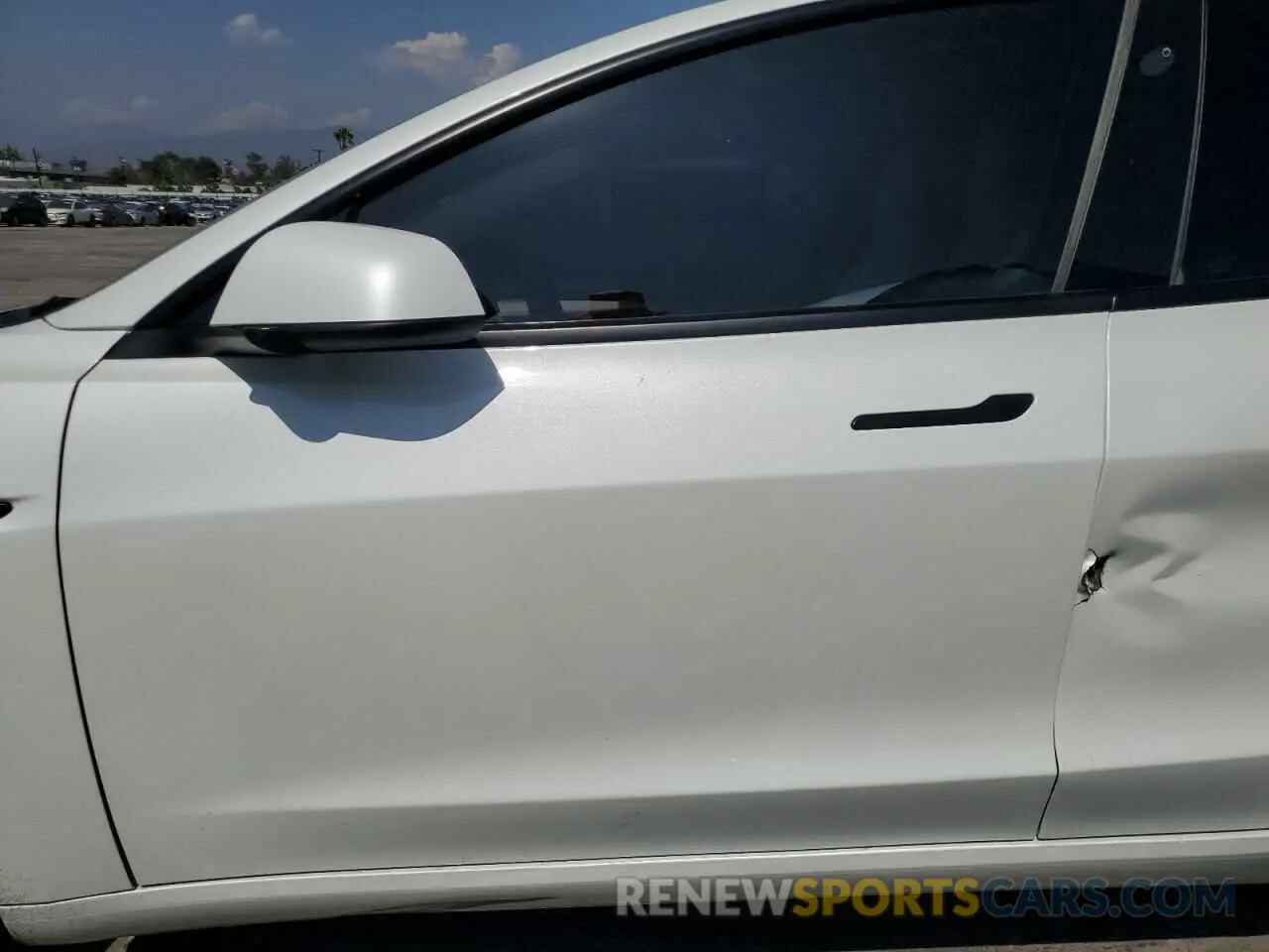 7 fotografías del automóvil dañado 5YJ3E1EB4NF332403 TESLA MODEL 3 2022