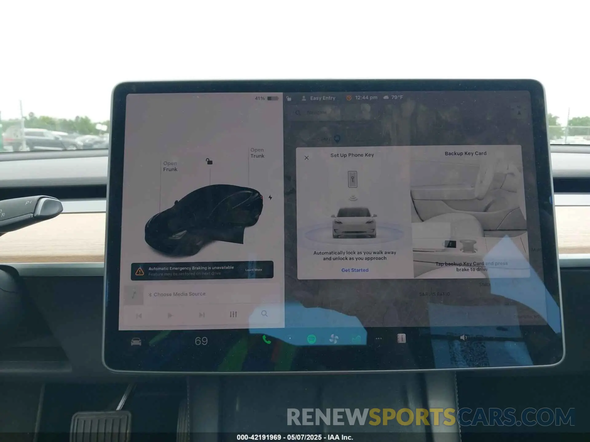 17 fotografías del automóvil dañado 5YJ3E1EB5NF117192 TESLA MODEL 3 2022