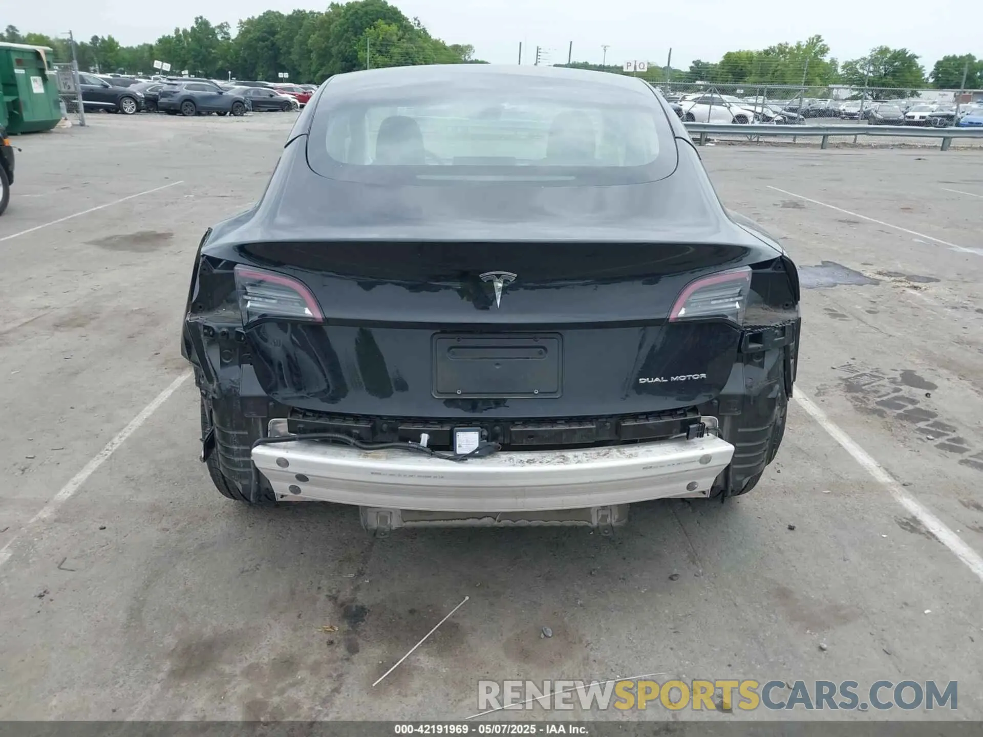 6 fotografías del automóvil dañado 5YJ3E1EB5NF117192 TESLA MODEL 3 2022